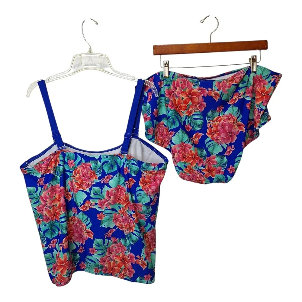 Beach to Beach Womens 24 Two Piece Swimsuit Blue Floral Un Padded‎ Convertible